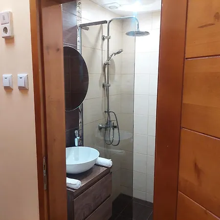 Dellux - Petra 바르나