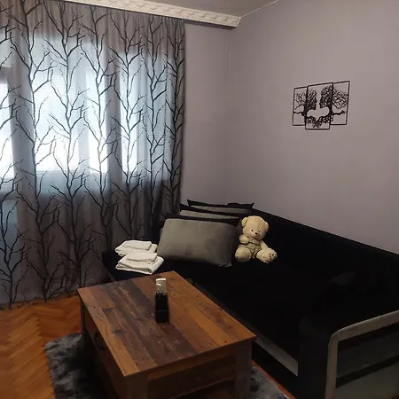 Daire Dellux - Petra Varna